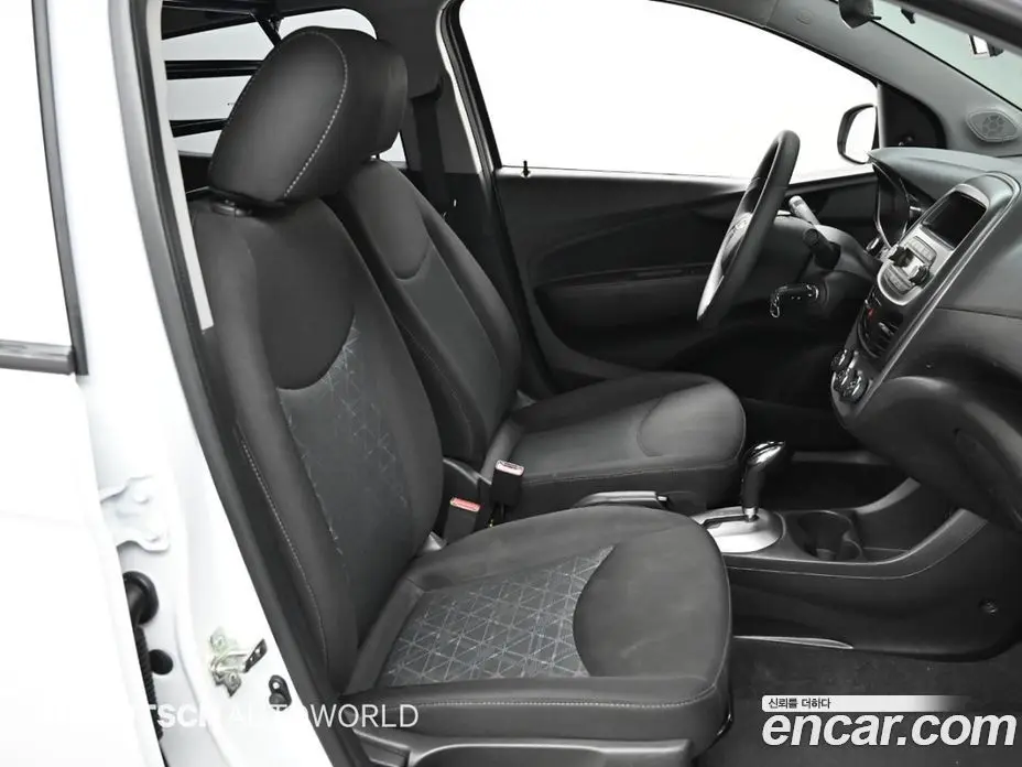 Chevrolet Spark 2019 1.0 автомат (гидро), фото 10 Chevrolet Spark 2019 1.0 автомат (гидро), фото 10