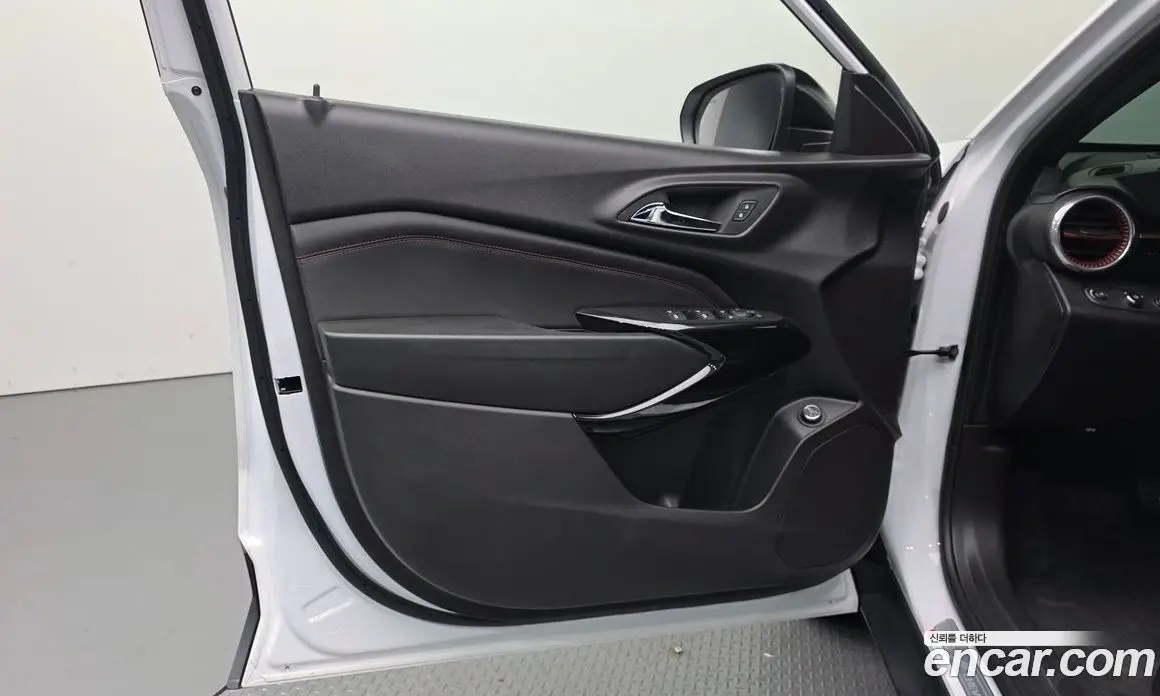 Chevrolet Trax 2023 1.2 автомат (гидро), фото 14