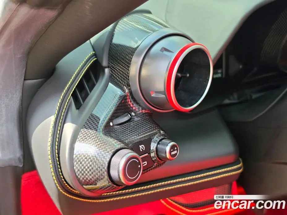 Ferrari F8 2021 3.9 автомат (гидро), фото 12 Ferrari F8 2021 3.9 автомат (гидро), фото 12
