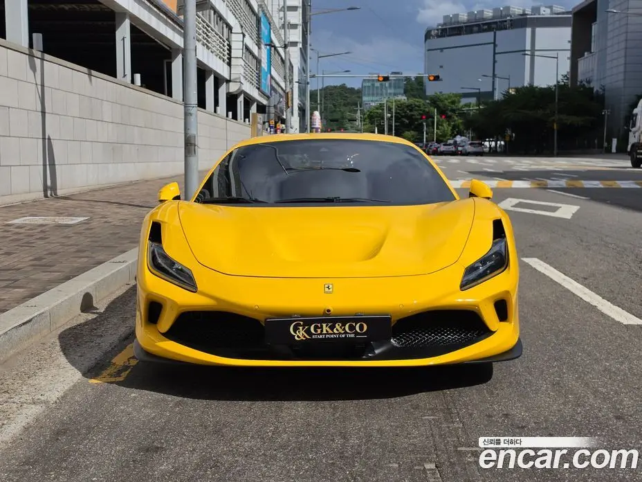 Ferrari F8 2021 3.9 автомат (гидро), фото 3 Ferrari F8 2021 3.9 автомат (гидро), фото 3