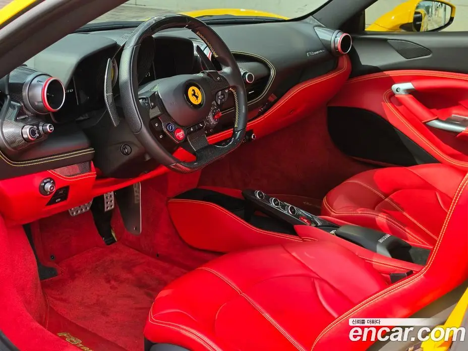 Ferrari F8 2021 3.9 автомат (гидро), фото 7 Ferrari F8 2021 3.9 автомат (гидро), фото 7