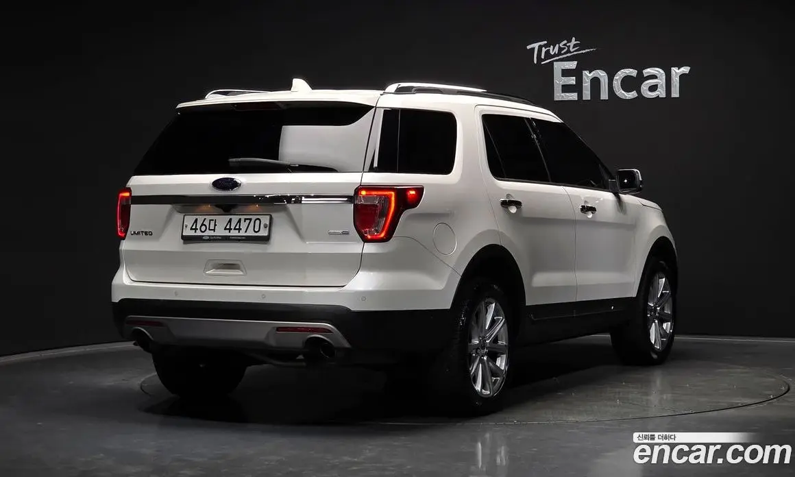 Ford Explorer 2017 2.3 автомат (гидро), фото 2 Ford Explorer 2017 2.3 автомат (гидро), фото 2