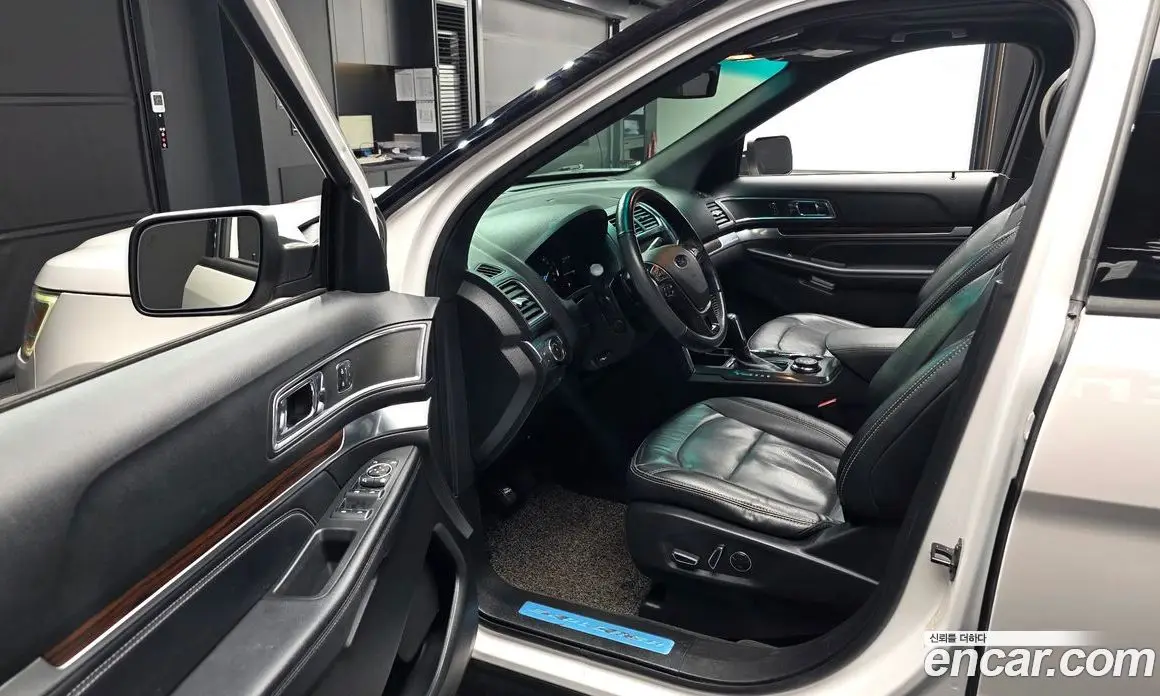 Ford Explorer 2017 2.3 автомат (гидро), фото 10 Ford Explorer 2017 2.3 автомат (гидро), фото 10