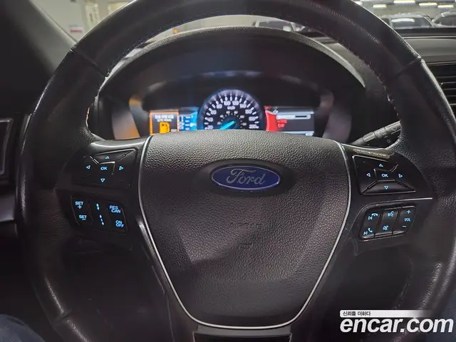 Ford Explorer 2018 2.3 автомат (гидро), миниатюра 7 Ford Explorer 2018 2.3 автомат (гидро), миниатюра 7