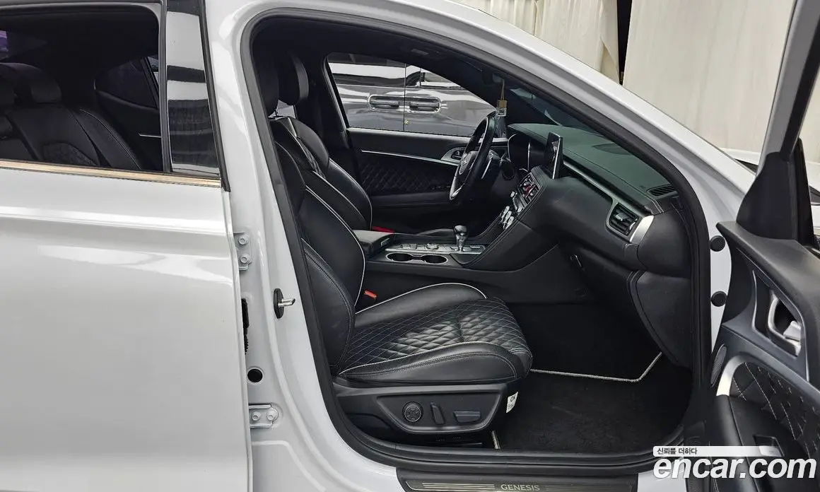 Genesis G70 2019 3.3 автомат (гидро), фото 11 Genesis G70 2019 3.3 автомат (гидро), фото 11
