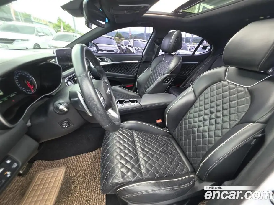 Genesis G70 2019 2.0 автомат (гидро), фото 20 Genesis G70 2019 2.0 автомат (гидро), фото 20