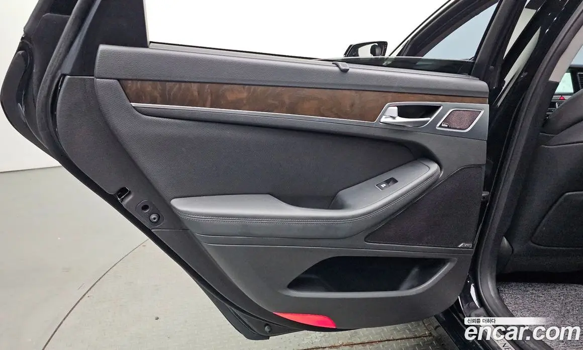 Genesis G80 2016 3.3 автомат (гидро), фото 15 Genesis G80 2016 3.3 автомат (гидро), фото 15