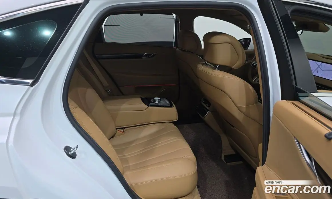 Genesis G80 2024 2.5 автомат (гидро), фото 17 Genesis G80 2024 2.5 автомат (гидро), фото 17