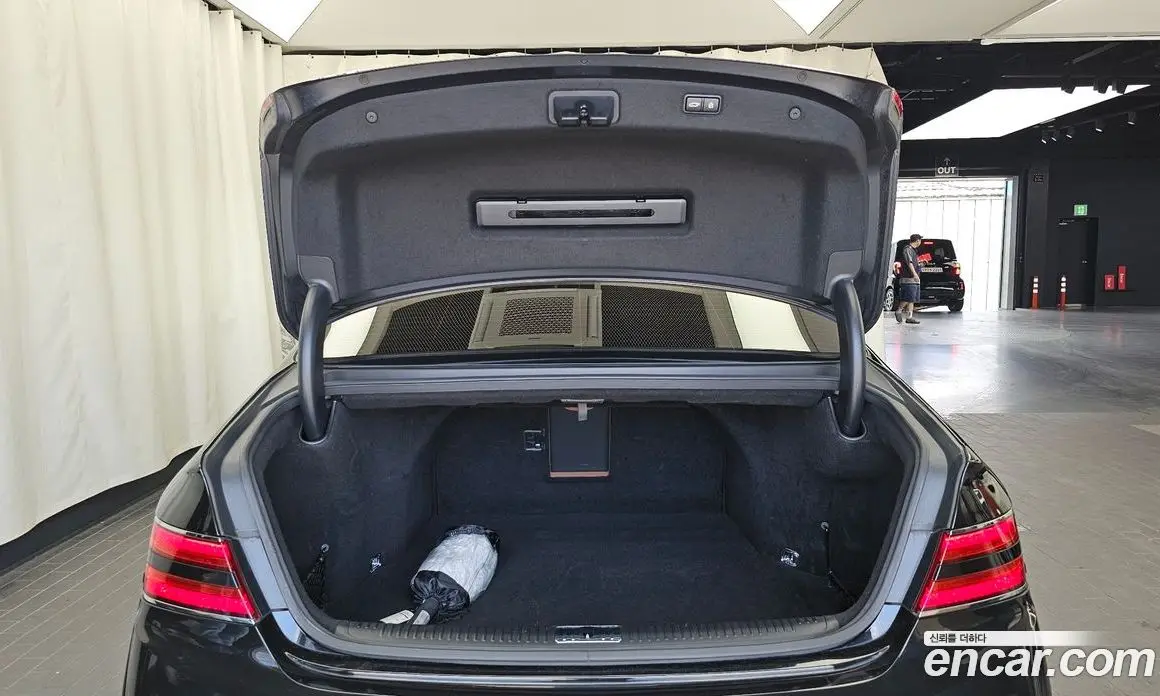 Genesis G90 2019 3.8 автомат (гидро), фото 26 Genesis G90 2019 3.8 автомат (гидро), фото 26
