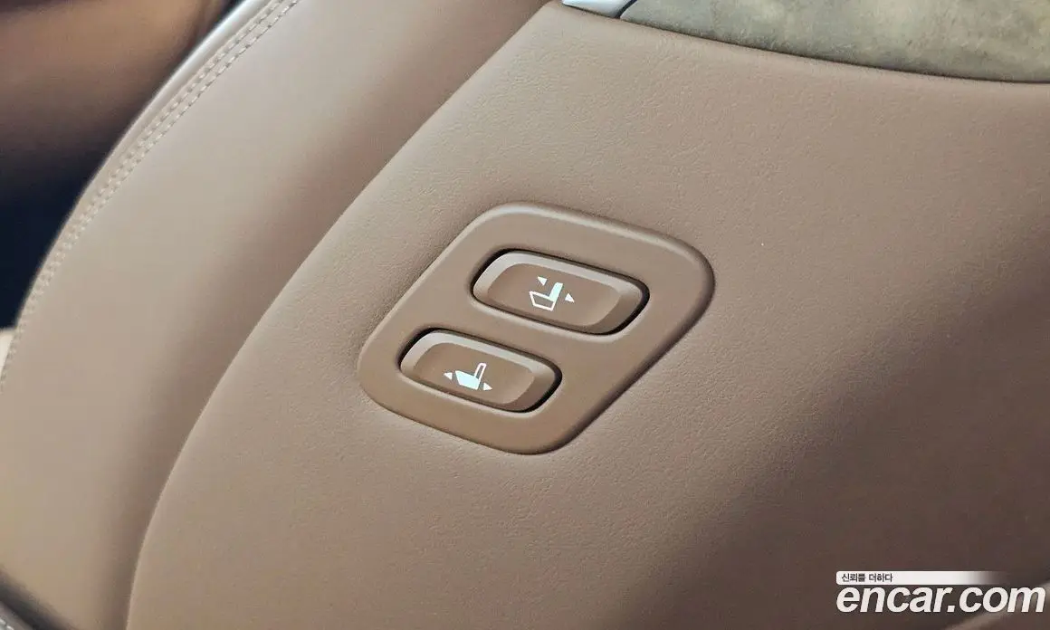 Genesis G90 2019 3.8 автомат (гидро), фото 32 Genesis G90 2019 3.8 автомат (гидро), фото 32