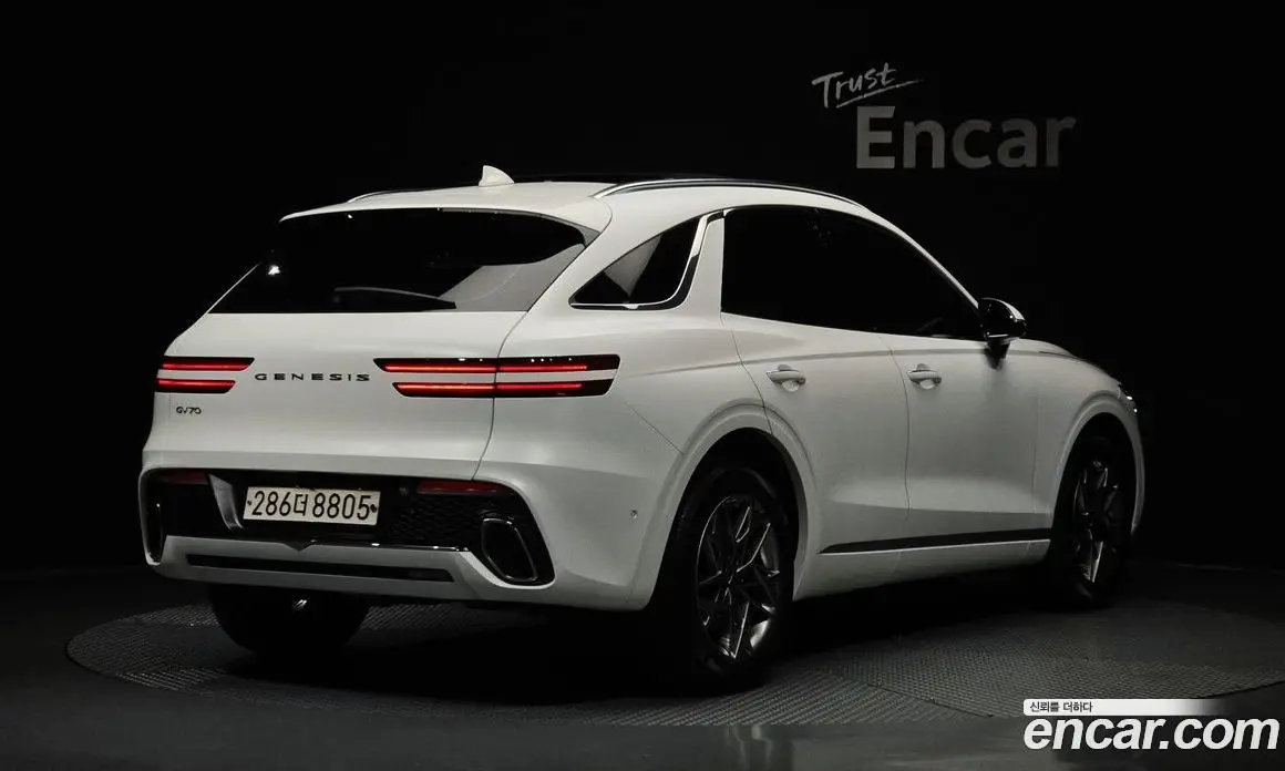 Genesis GV70 2021 2.5 автомат (гидро), фото 2 Genesis GV70 2021 2.5 автомат (гидро), фото 2