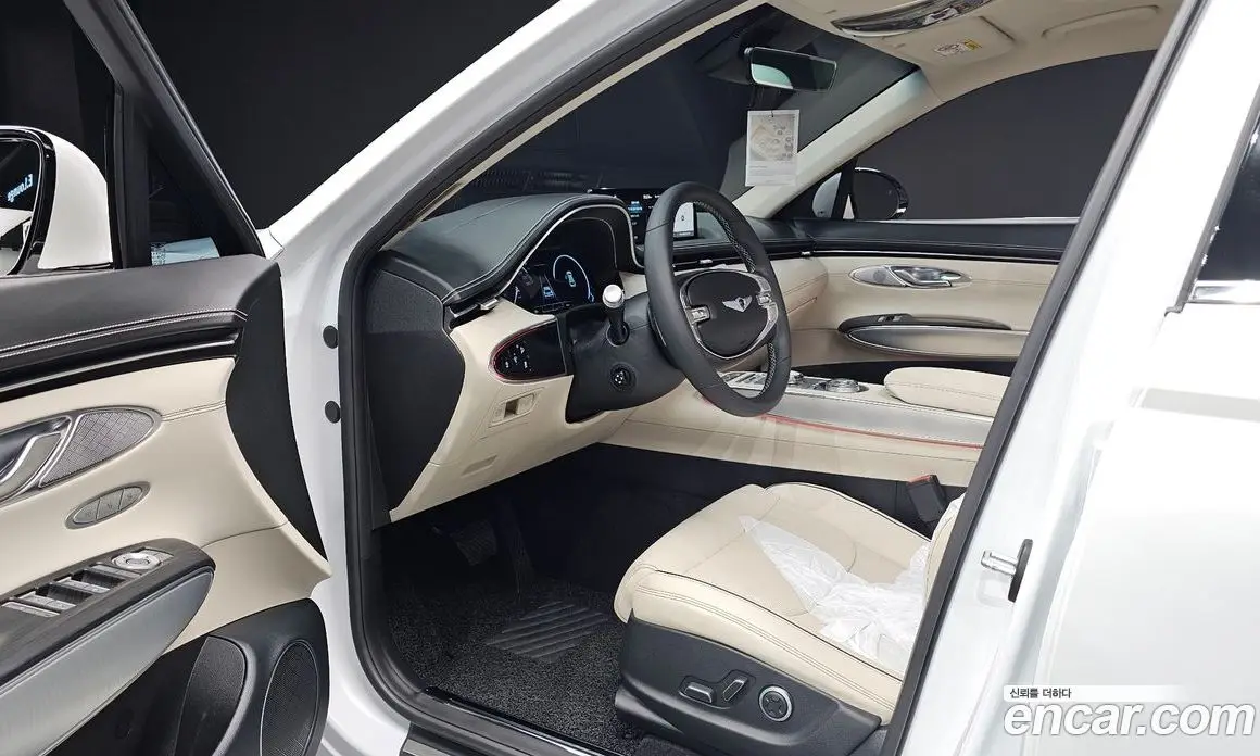 Genesis GV70 2021 2.5 автомат (гидро), фото 13 Genesis GV70 2021 2.5 автомат (гидро), фото 13