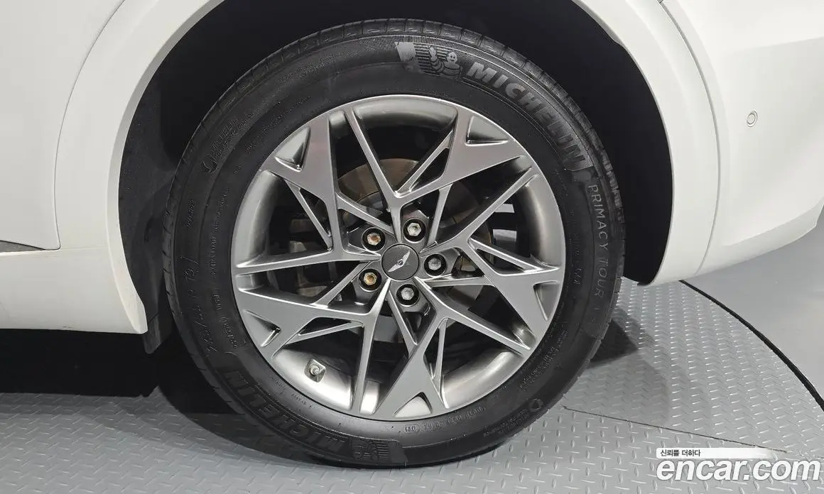 Genesis GV70 2021 2.5 автомат (гидро), фото 7 Genesis GV70 2021 2.5 автомат (гидро), фото 7