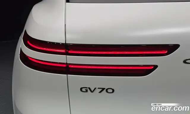 Genesis GV70 2021 2.5 автомат (гидро), миниатюра 9 Genesis GV70 2021 2.5 автомат (гидро), миниатюра 9