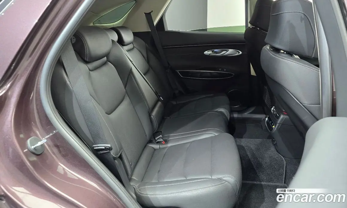 Genesis GV70 2021 2.5 автомат (гидро), фото 11 Genesis GV70 2021 2.5 автомат (гидро), фото 11