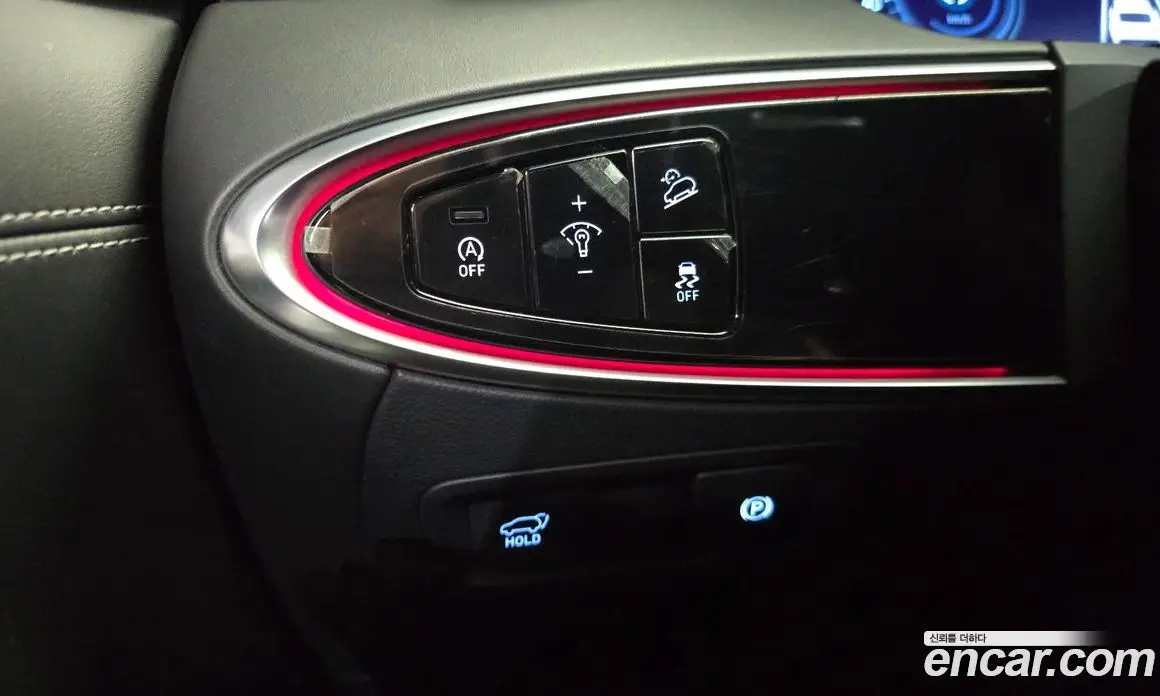 Genesis GV70 2021 2.5 автомат (гидро), фото 25 Genesis GV70 2021 2.5 автомат (гидро), фото 25