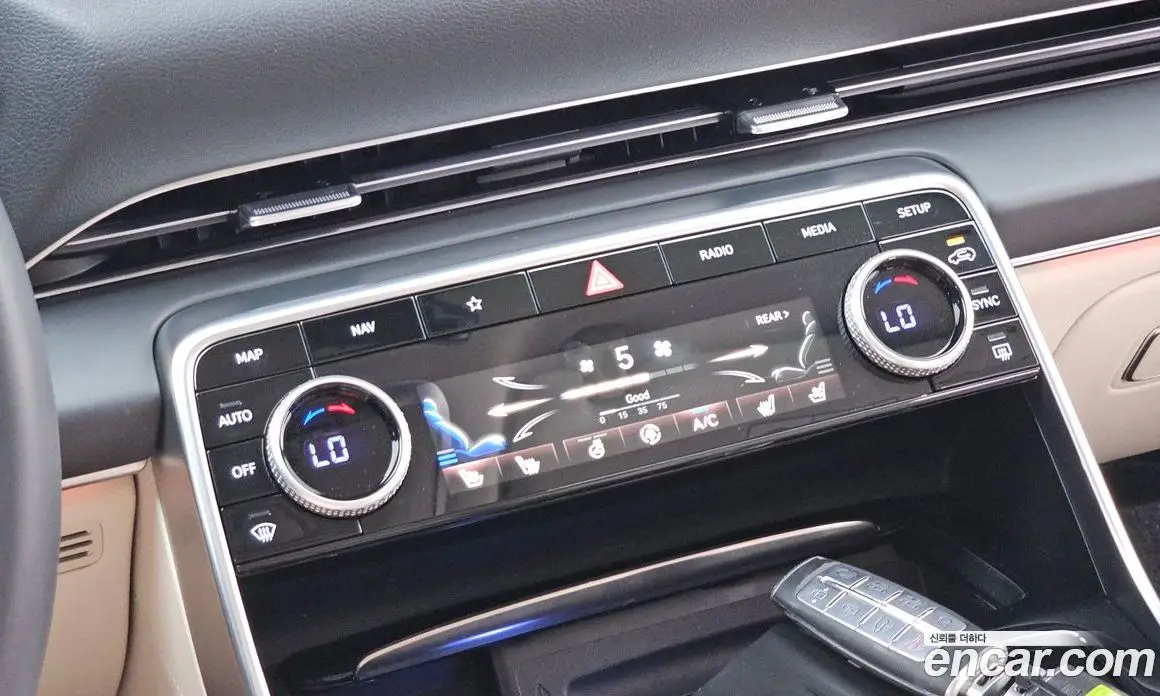 Genesis GV80 2022 2.5 автомат (гидро), фото 17 Genesis GV80 2022 2.5 автомат (гидро), фото 17