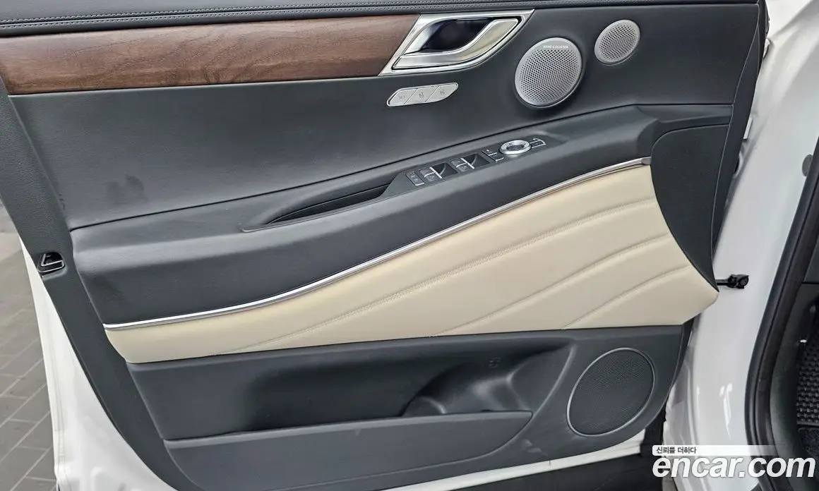 Genesis GV80 2024 2.5 автомат (гидро), фото 14 Genesis GV80 2024 2.5 автомат (гидро), фото 14