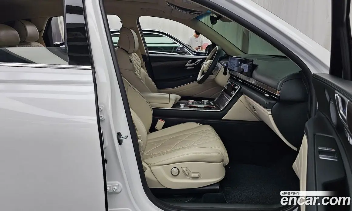 Genesis GV80 2024 2.5 автомат (гидро), фото 17 Genesis GV80 2024 2.5 автомат (гидро), фото 17