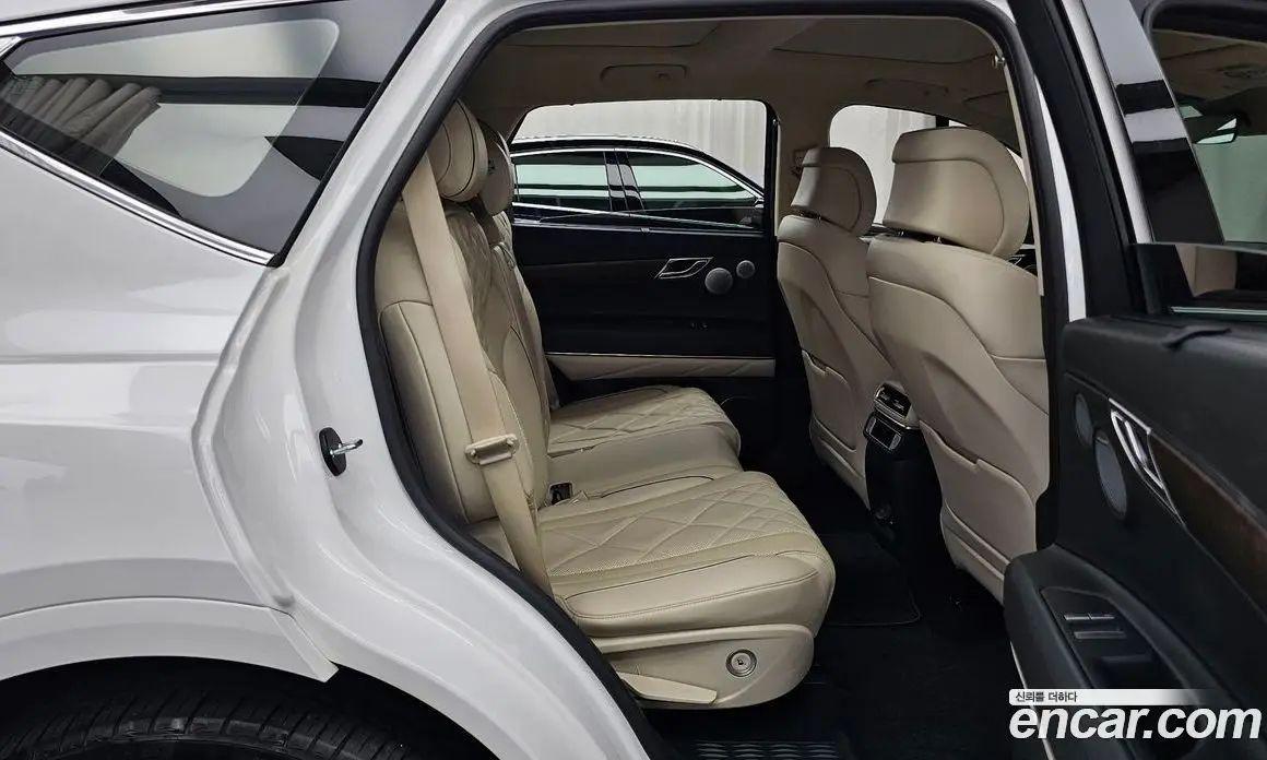 Genesis GV80 2024 2.5 автомат (гидро), фото 18 Genesis GV80 2024 2.5 автомат (гидро), фото 18