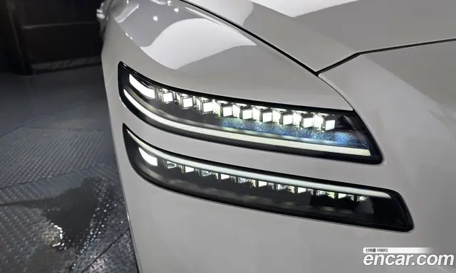 Genesis GV80 2024 2.5 автомат (гидро), миниатюра 8