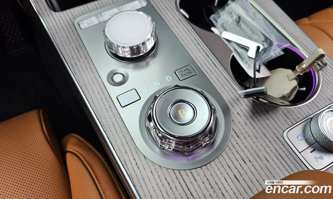 Genesis GV80 2025 2.5 автомат (гидро), фото 12 Genesis GV80 2025 2.5 автомат (гидро), фото 12