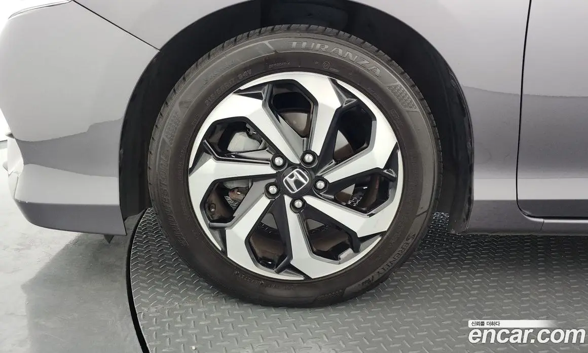 Honda Accord 2016 2.4 автомат (гидро), фото 5 Honda Accord 2016 2.4 автомат (гидро), фото 5