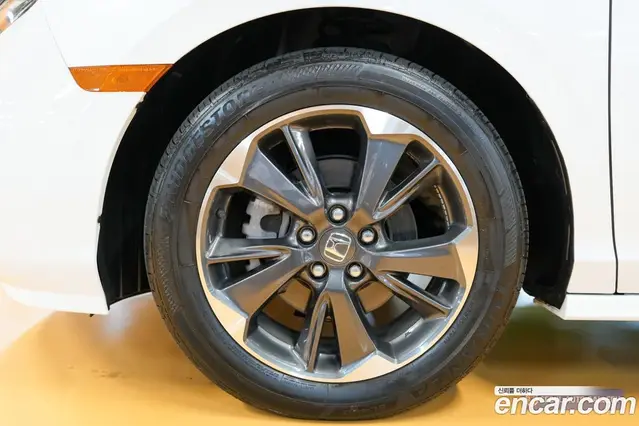 Honda Odyssey 2022 3.5 автомат (гидро), миниатюра 3