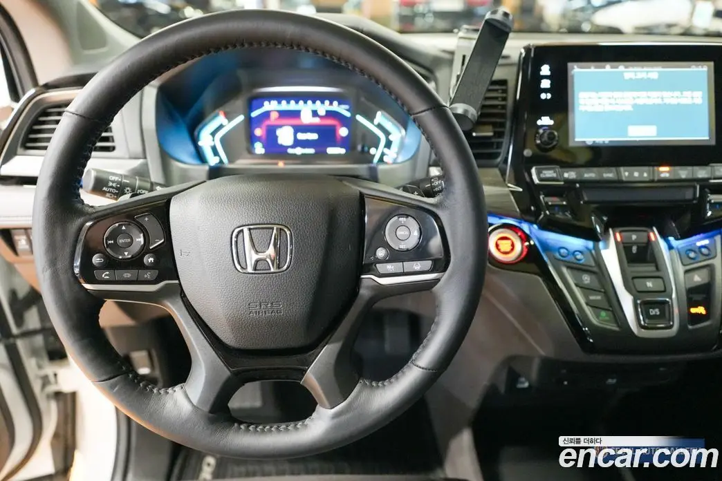 Honda Odyssey 2022 3.5 автомат (гидро), фото 8