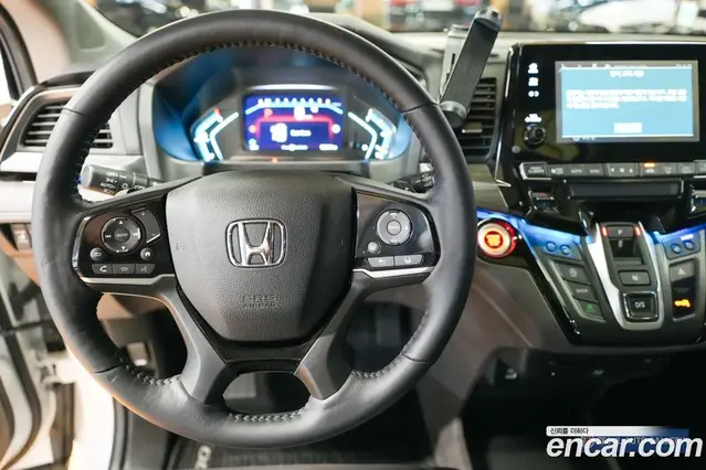 Honda Odyssey 2022 3.5 автомат (гидро), миниатюра 8
