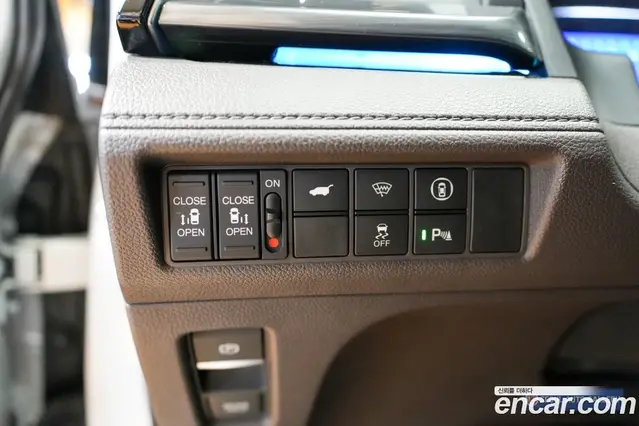 Honda Odyssey 2022 3.5 автомат (гидро), миниатюра 9