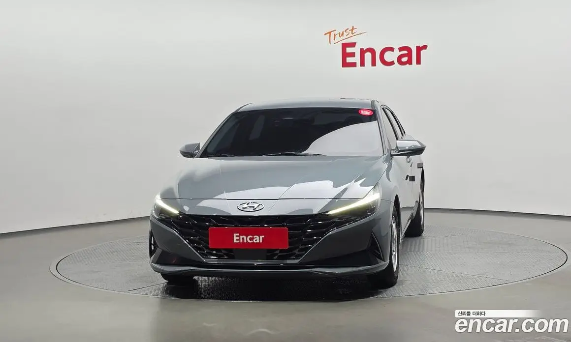 Hyundai Avante 2022 1.6 автомат (гидро), фото 3