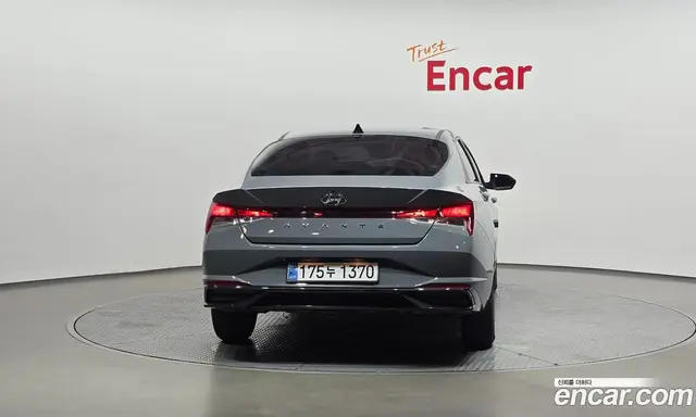 Hyundai Avante 2022 1.6 автомат (гидро), миниатюра 4