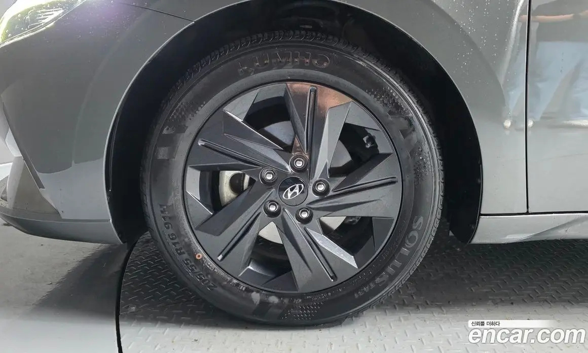 Hyundai Avante 2022 1.6 автомат (гидро), фото 5