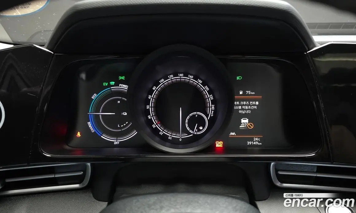 Hyundai Avante 2022 1.6 автомат (гидро), фото 8