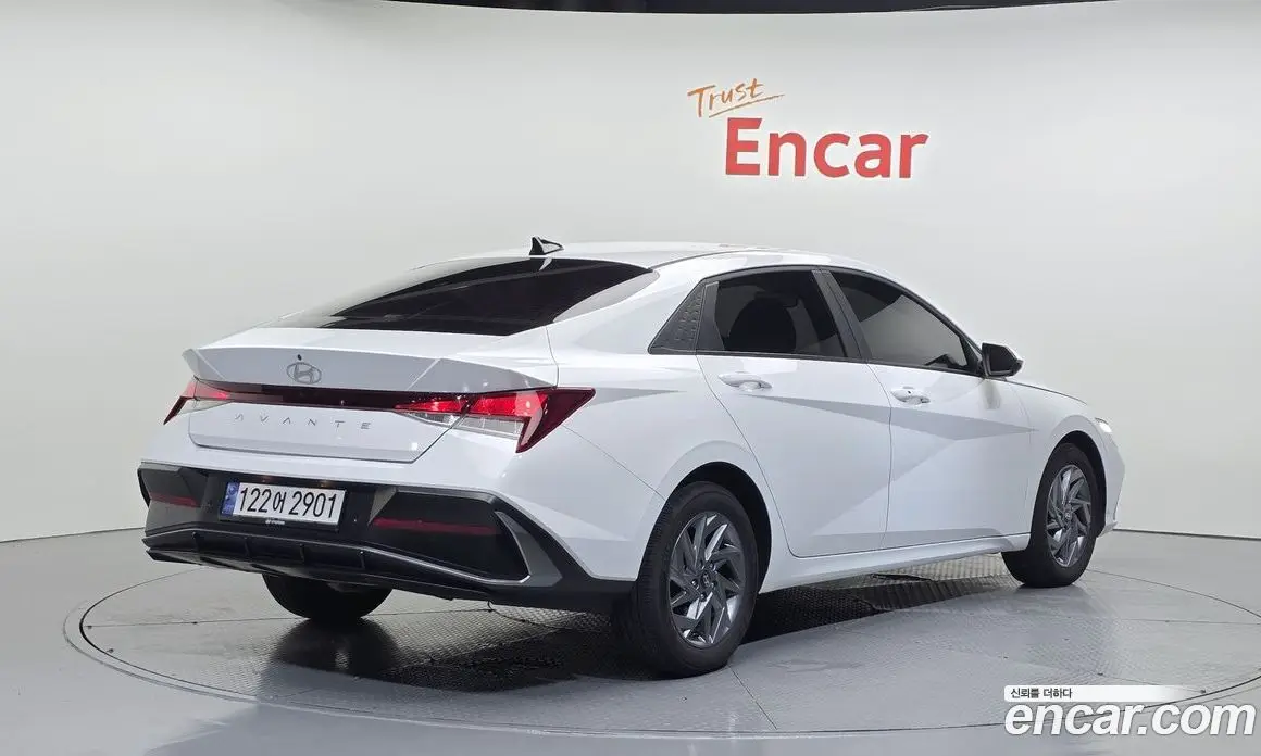 Hyundai Avante 2023 1.6 автомат (гидро), фото 2 Hyundai Avante 2023 1.6 автомат (гидро), фото 2