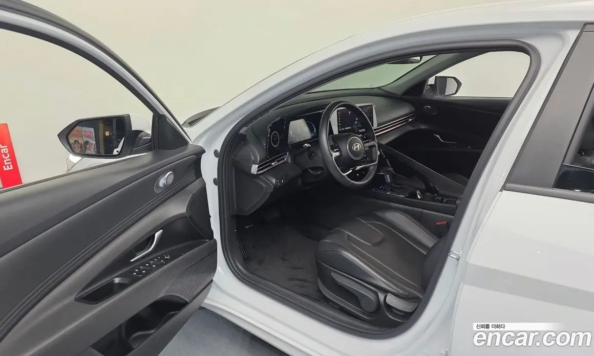 Hyundai Avante 2023 1.6 автомат (гидро), фото 13 Hyundai Avante 2023 1.6 автомат (гидро), фото 13