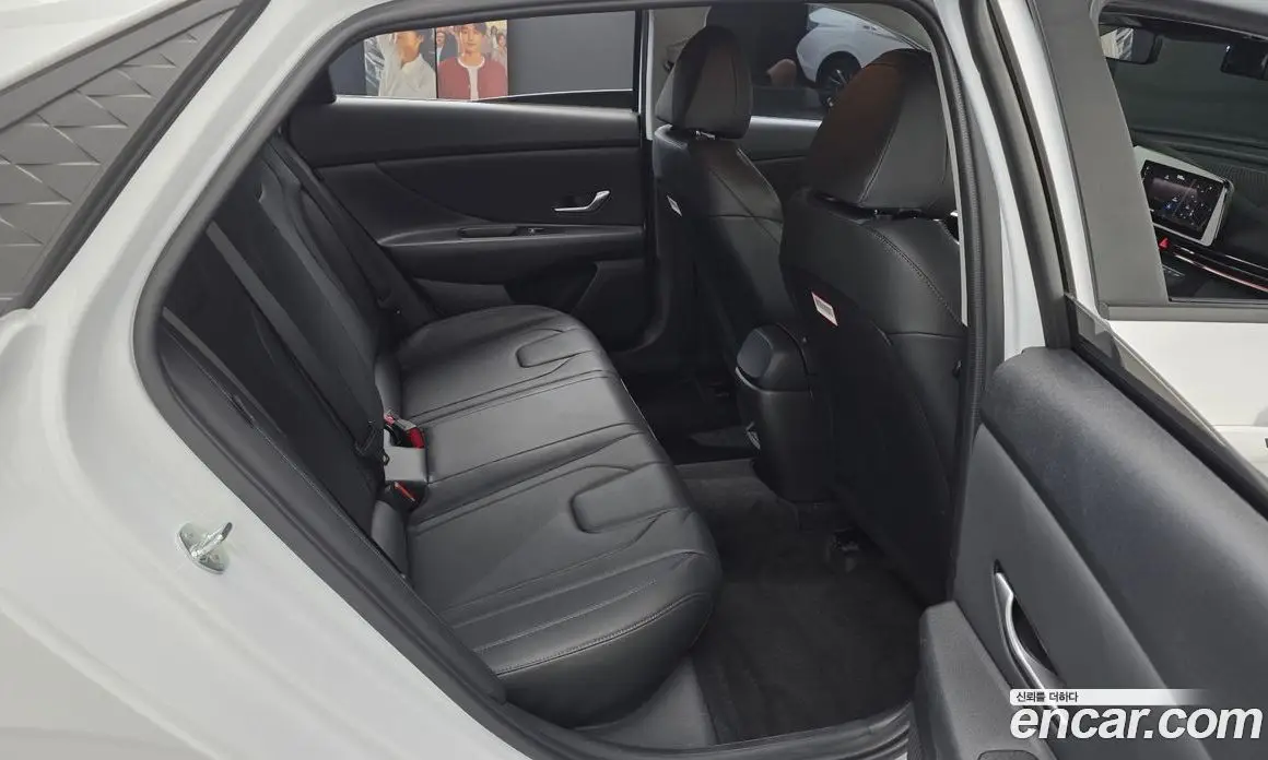 Hyundai Avante 2023 1.6 автомат (гидро), фото 17 Hyundai Avante 2023 1.6 автомат (гидро), фото 17