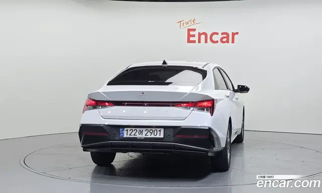 Hyundai Avante 2023 1.6 автомат (гидро), миниатюра 4 Hyundai Avante 2023 1.6 автомат (гидро), миниатюра 4