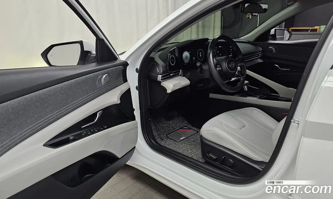Hyundai Avante 2023 1.6 автомат (гидро), фото 13 Hyundai Avante 2023 1.6 автомат (гидро), фото 13