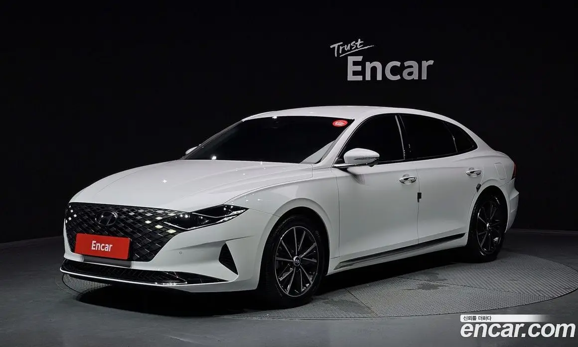 Hyundai Grandeur 2022 2.5 автомат (гидро), фото 1 Hyundai Grandeur 2022 2.5 автомат (гидро), фото 1