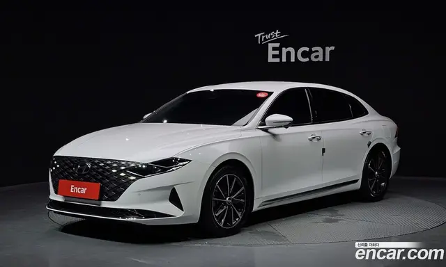 Hyundai Grandeur 2022 2.5 автомат (гидро), миниатюра 1 Hyundai Grandeur 2022 2.5 автомат (гидро), миниатюра 1