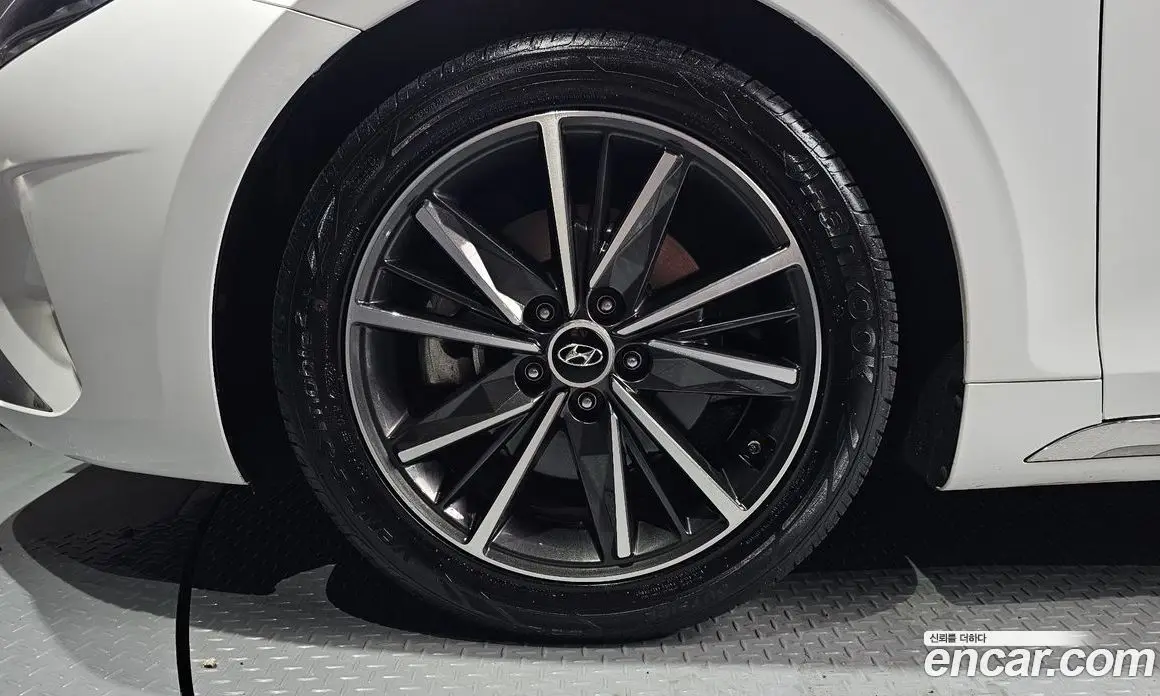 Hyundai Grandeur 2022 2.5 автомат (гидро), фото 5 Hyundai Grandeur 2022 2.5 автомат (гидро), фото 5