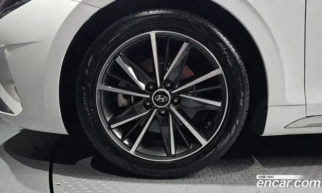 Hyundai Grandeur 2022 2.5 автомат (гидро), миниатюра 5 Hyundai Grandeur 2022 2.5 автомат (гидро), миниатюра 5