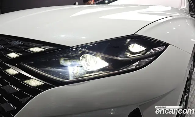 Hyundai Grandeur 2022 2.5 автомат (гидро), миниатюра 8 Hyundai Grandeur 2022 2.5 автомат (гидро), миниатюра 8