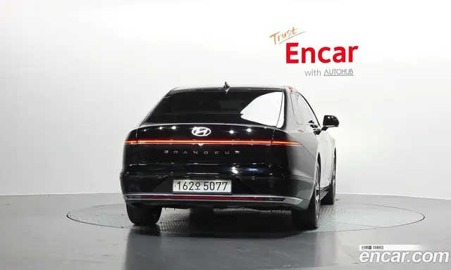 Hyundai Grandeur 2023 2.5 автомат (гидро), миниатюра 3