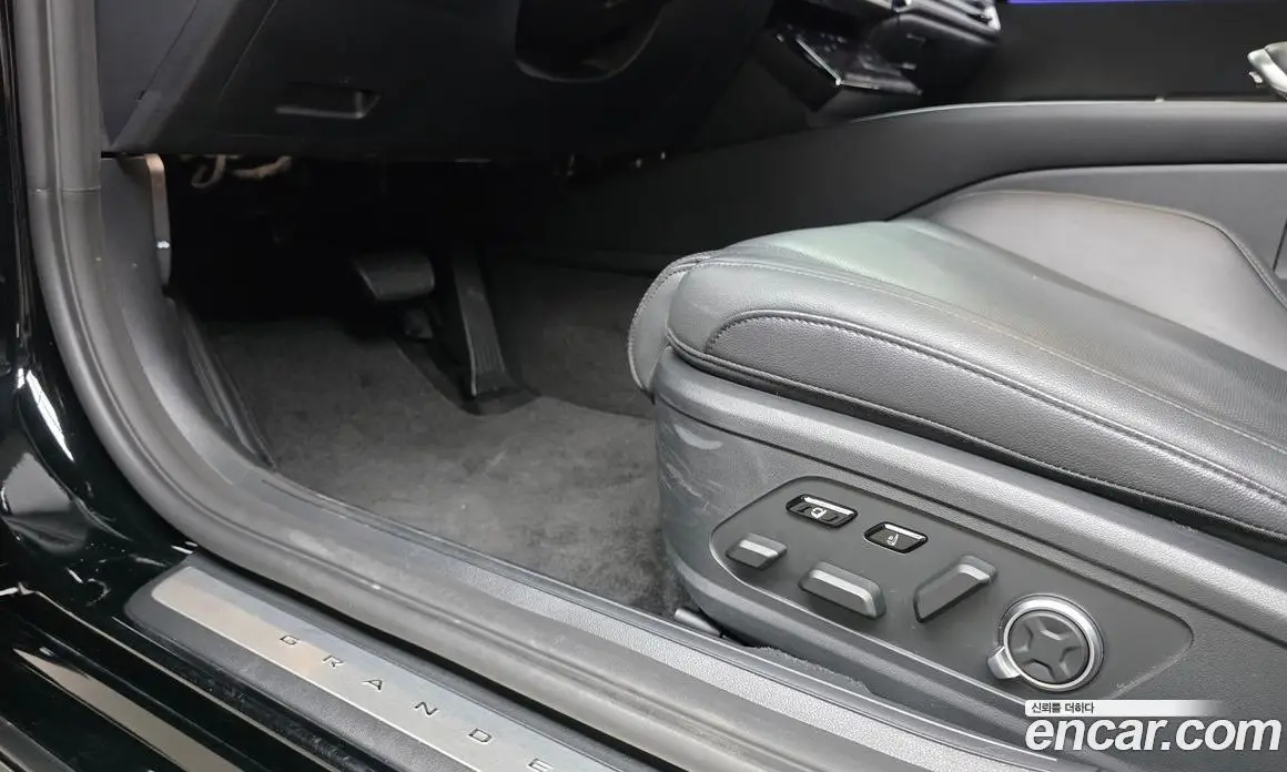 Hyundai Grandeur 2023 2.5 автомат (гидро), фото 27