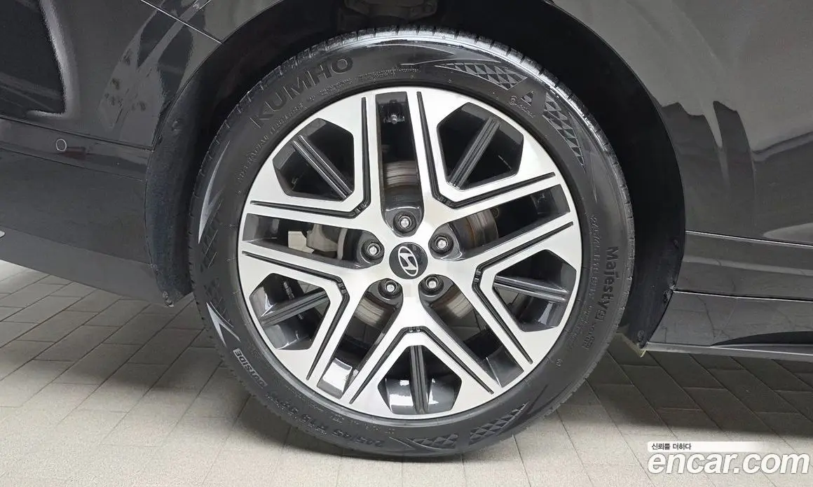 Hyundai Grandeur 2023 2.5 автомат (гидро), фото 4