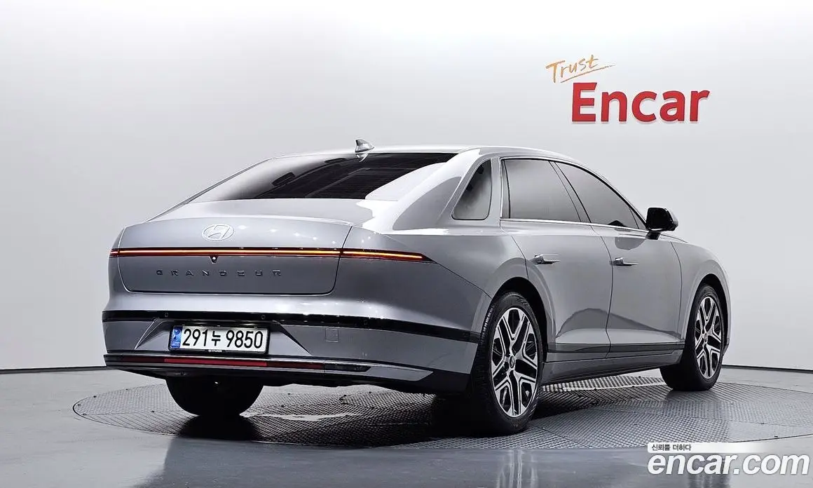Hyundai Grandeur 2024 2.5 автомат (гидро), фото 2 Hyundai Grandeur 2024 2.5 автомат (гидро), фото 2