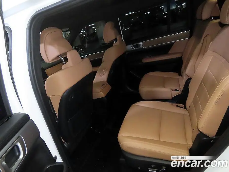 Hyundai Santa Fe 2024 1.6 автомат (гидро), фото 7